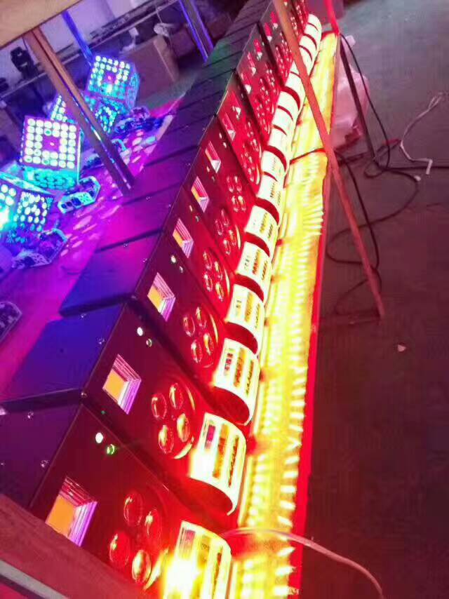 包房专业使用的灯光效果图