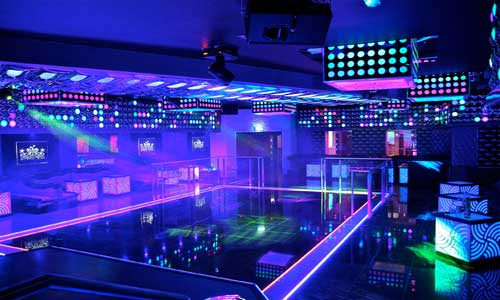 如何有效的设计特色酒吧效果图