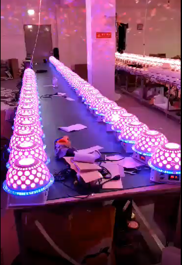 装修KTV包房一般要什么灯光和配置效果图