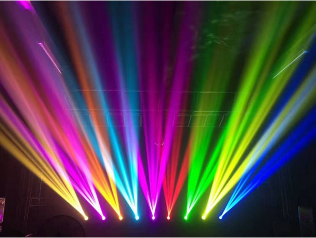 舞台灯光烘托氛围作用效果图